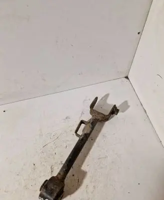 Honda CR-V Rear control arm