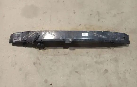 Opel Zafira B Front bumper cross member 