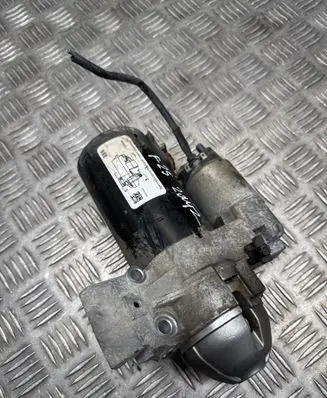 BMW X3 F25 Starter motor 8515900