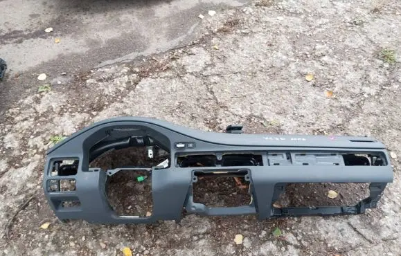 Volvo XC70 Dashboard