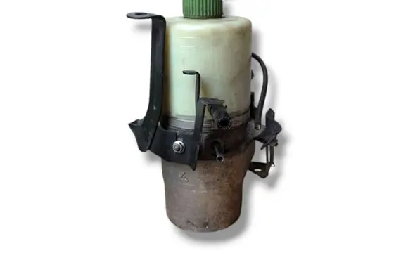 Skoda Roomster (5J) Power steering pump 6R0423156