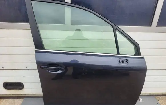 Subaru Forester SJ Front door 60009SG0409P