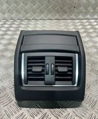 BMW 4 F32 F33 Rear air vent grill 9218908 9207330