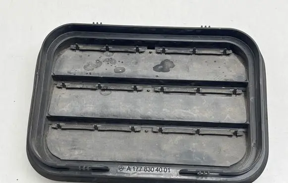 Mercedes-Benz A W177 Quarter panel pressure vent A1778304001