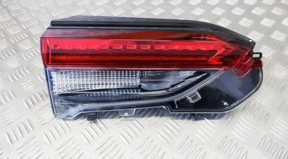 Toyota RAV 4 (XA50) Tailgate rear/tail lights 8159042121