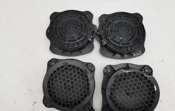 Citroen C4 III e-C4 Audio system kit 983093228003 98060710800