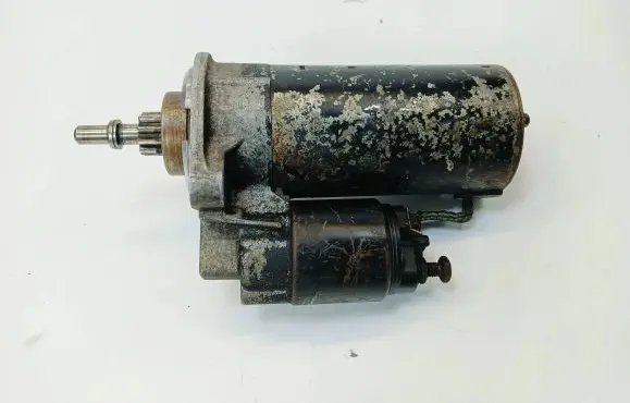 Volkswagen Transporter - Caravelle T4 Starter motor 068311023G