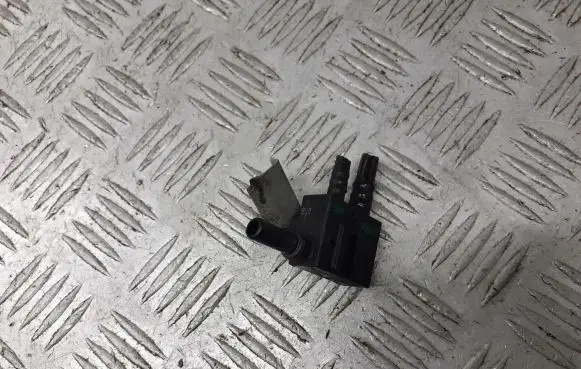 Nissan Primera Air pressure sensor BRAK