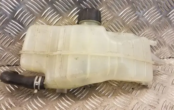 Nissan Note (E11) Coolant expansion tank/reservoir
