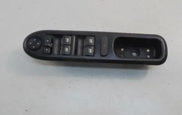 Peugeot 407 Electric window control switch 96468704XT