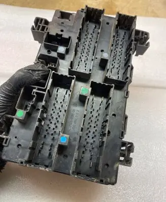 Dodge Durango Fuse module P68242830AC