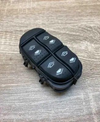 Ford Focus Electric window control switch 98AB14A132DE