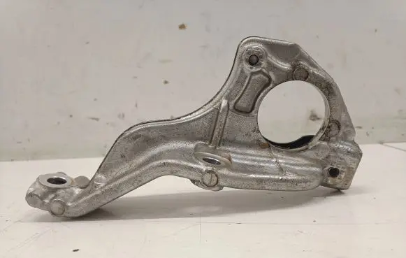 Opel Grandland X Driveshaft support bearing bracket 9675488980