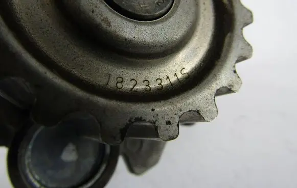 Volkswagen PASSAT B6 Water pump pulley 1823311S