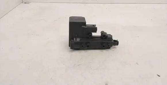 BMW 3 E46 Vent window/glass motor 8238744
