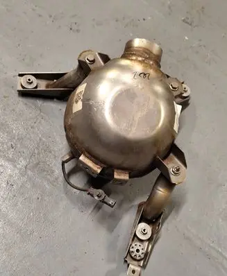 BMW X6 G06 Reducing agents exhaust control unit 8592372 13748592372