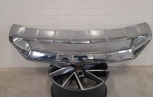 Mercedes-Benz ML W166 Glove box
