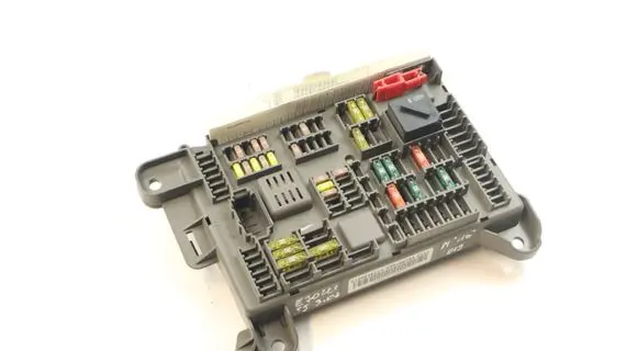 BMW X5 E70 Fuse module 6931687 518954021A