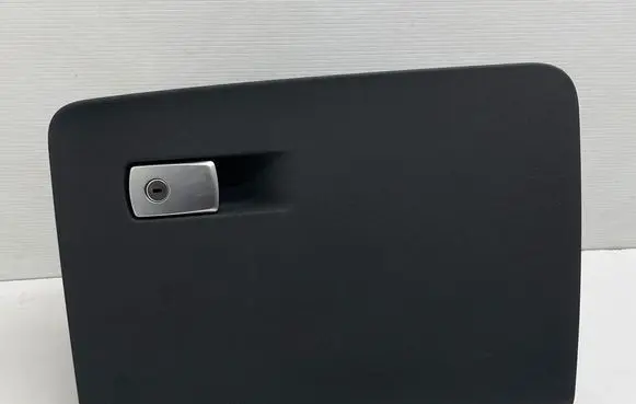 BMW X3 G01 Glove box 51169363451 590UM1 9363451