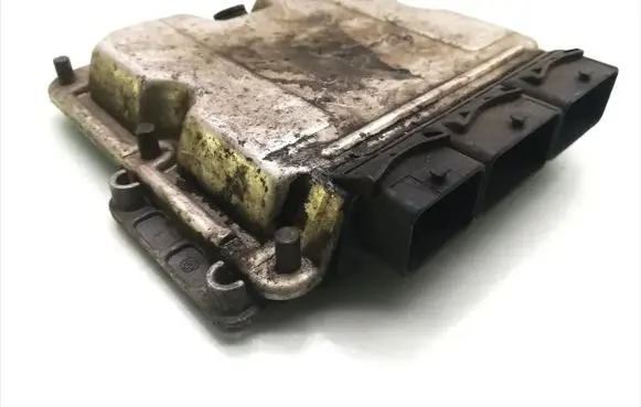 Opel Movano A Engine control unit/module 8200106111 0281010320 28FM0289