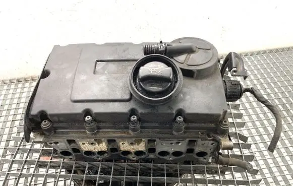Seat Leon (1P) Engine head 03G103373A