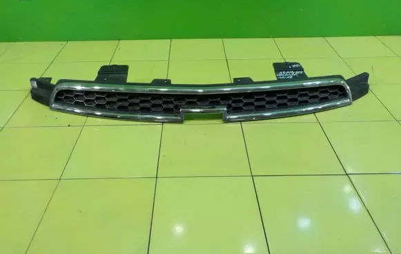 Chevrolet Orlando Front bumper upper radiator grill 95471003