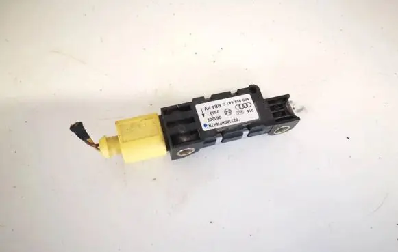 Audi A6 S6 C5 4B Airbag deployment crash/impact sensor 8e0959643a