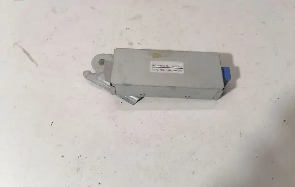 Lexus RX 450H Antenna control unit 863C048010
