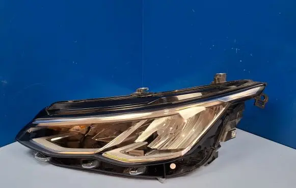 Volkswagen Golf VIII Headlight/headlamp 5H1941005B 90150890