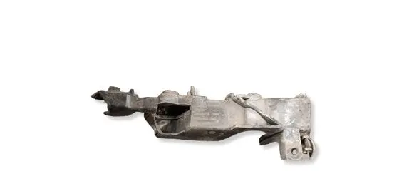 Audi A6 S6 C7 4G Front bumper mounting bracket 4G0807283