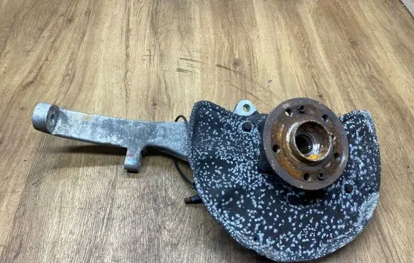 Mercedes-Benz GLE (W166 - C292) Front wheel hub 16609