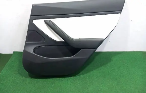 Tesla Model 3 Coupe rear side trim panel 1090415-04-N