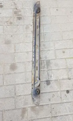 Radiator mount bracket