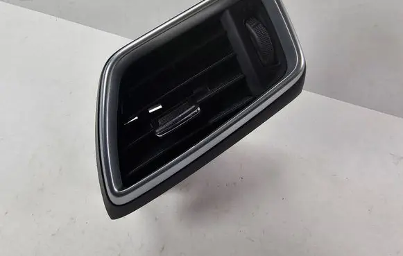 Nissan Qashqai Dashboard side air vent grill/cover trim 687614EH0A