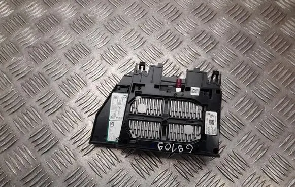 Porsche Macan (95B) Wireless charging module 95B035773H