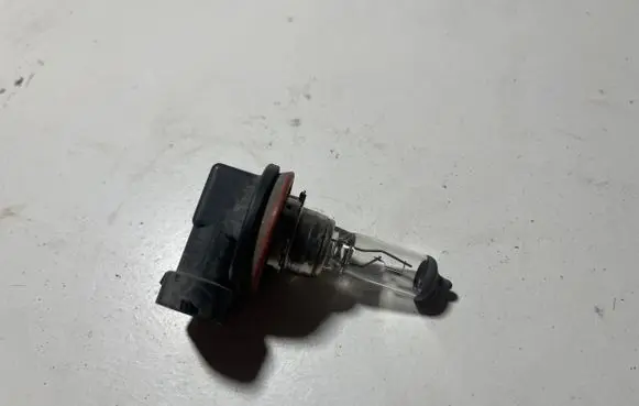 Ford Grand C-MAX Fog light bulb 64211