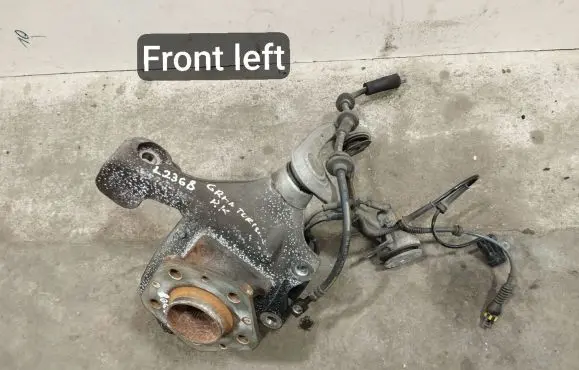 Maserati GranTurismo Front wheel hub spindle knuckle