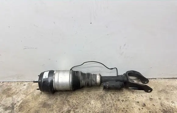 Mercedes-Benz GLE (W166 - C292) Front shock absorber/damper A2923200400