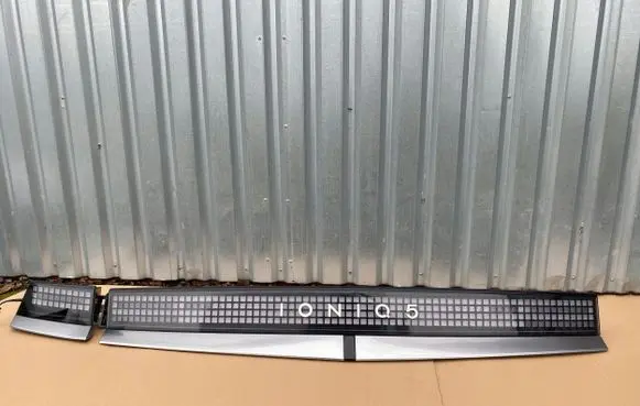 Hyundai Ioniq 5 Tailgate rear/tail lights IONIQv5BLENDAKLAPY