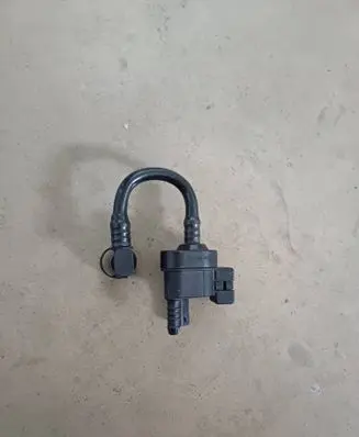 Audi Q7 4M Turbo solenoid valve 06H906517S