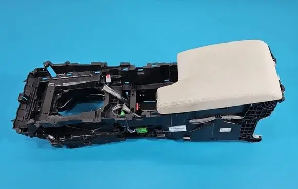 Jaguar F-Pace Armrest HK83045J40A IMPRK1578462