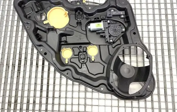 Rear door window regulator with motor