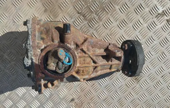 Mercedes-Benz CLK A209 C209 Rear differential A2033510008