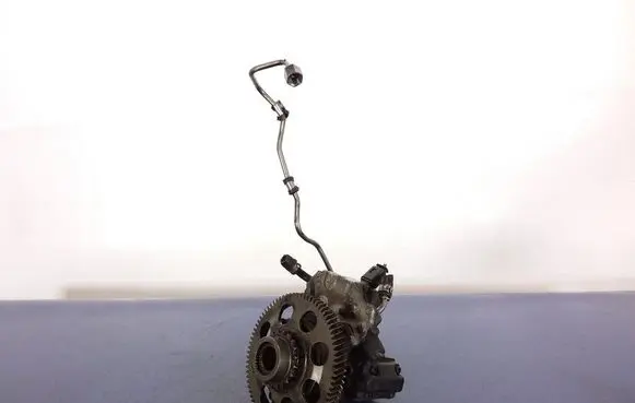 Mercedes-Benz GLK (X204) Fuel injection high pressure pump A6510702101