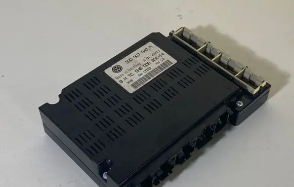 Volkswagen Phaeton Air conditioning/heating control unit 3D0907040M