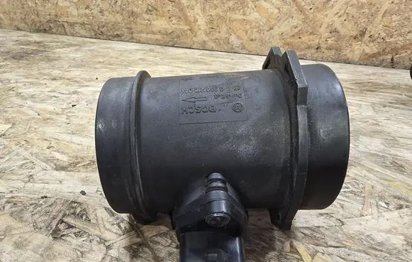 Maserati Coupe Mass air flow meter 0280218084