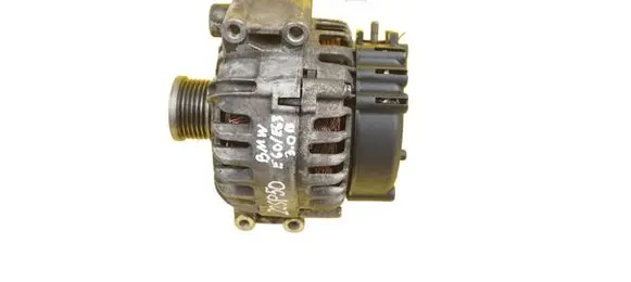 BMW 5 E60 E61 Generator/alternator 2586071 N52B30A