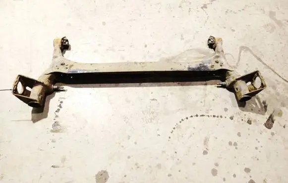 Toyota Corolla Verso AR10 Rear subframe 