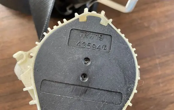 Opel Corsa C Rear seatbelt