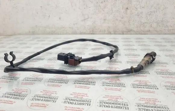 Volkswagen Touareg I Lambda probe sensor 1928404689